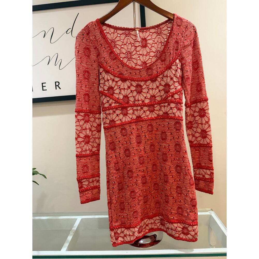 ✨ Free People Red Floral Knit Lace Long Sleeve Mini Dress - XS